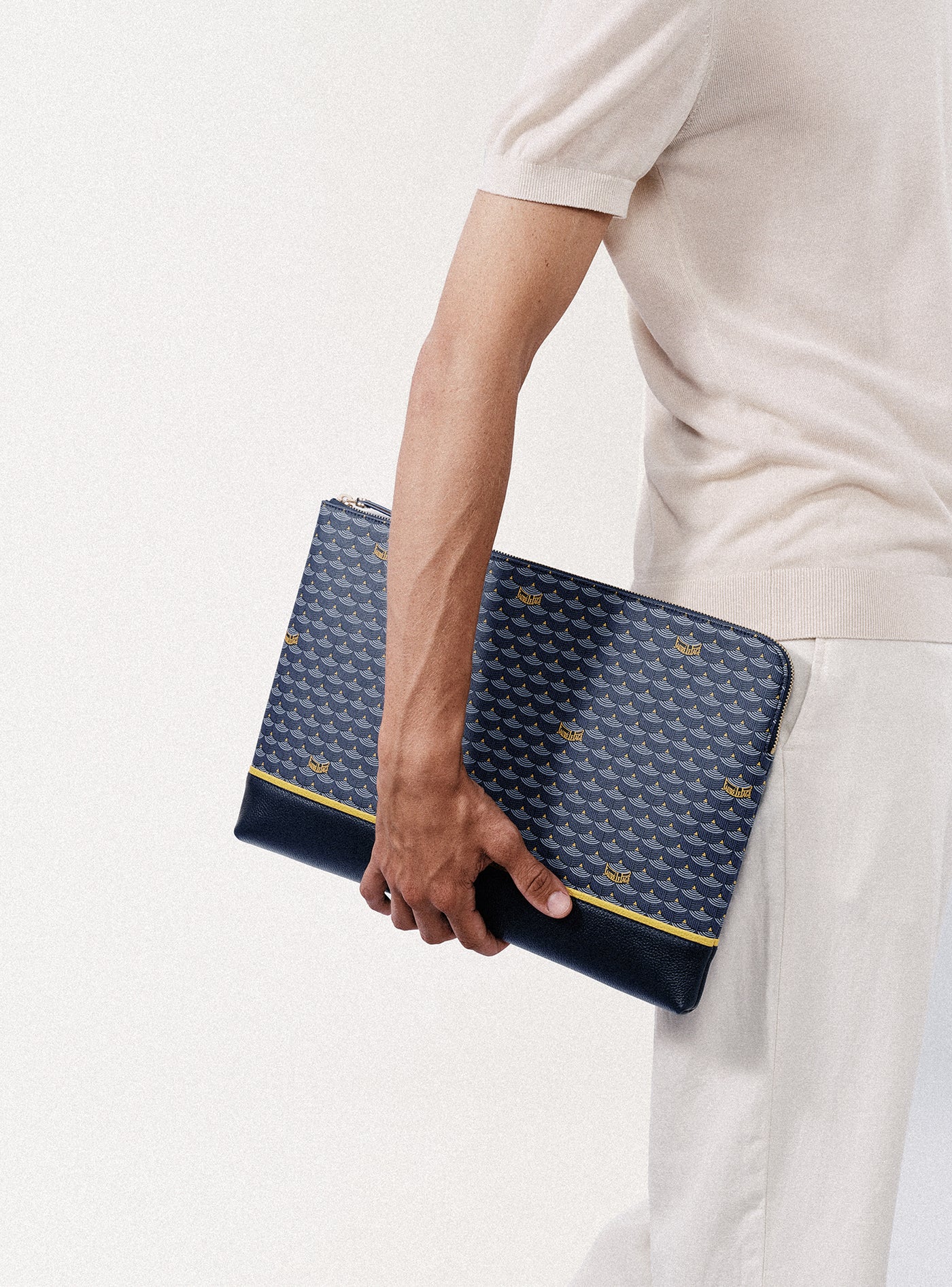 소형 가죽 제품