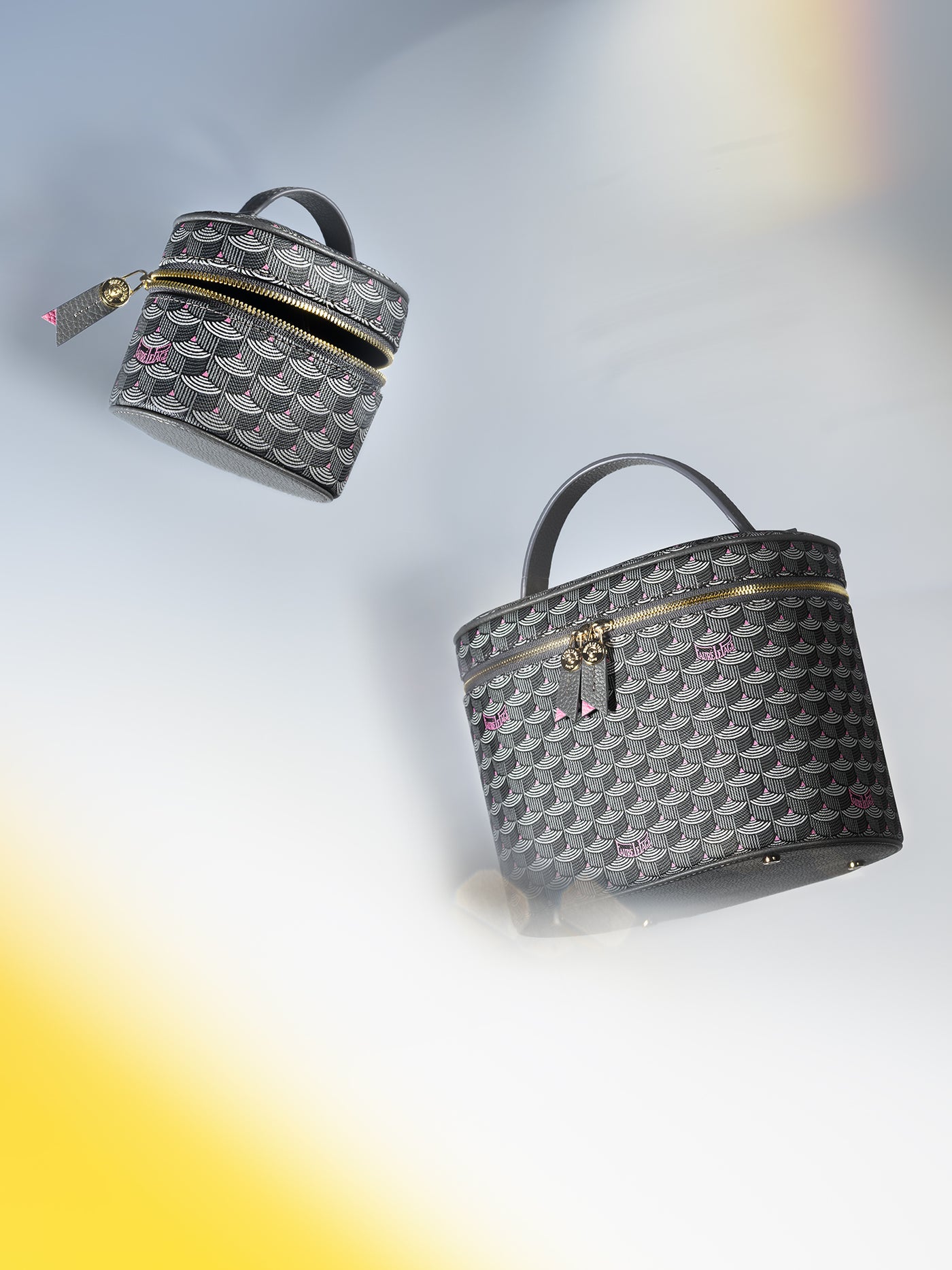 TRAVEL & BUSINESS BAGS