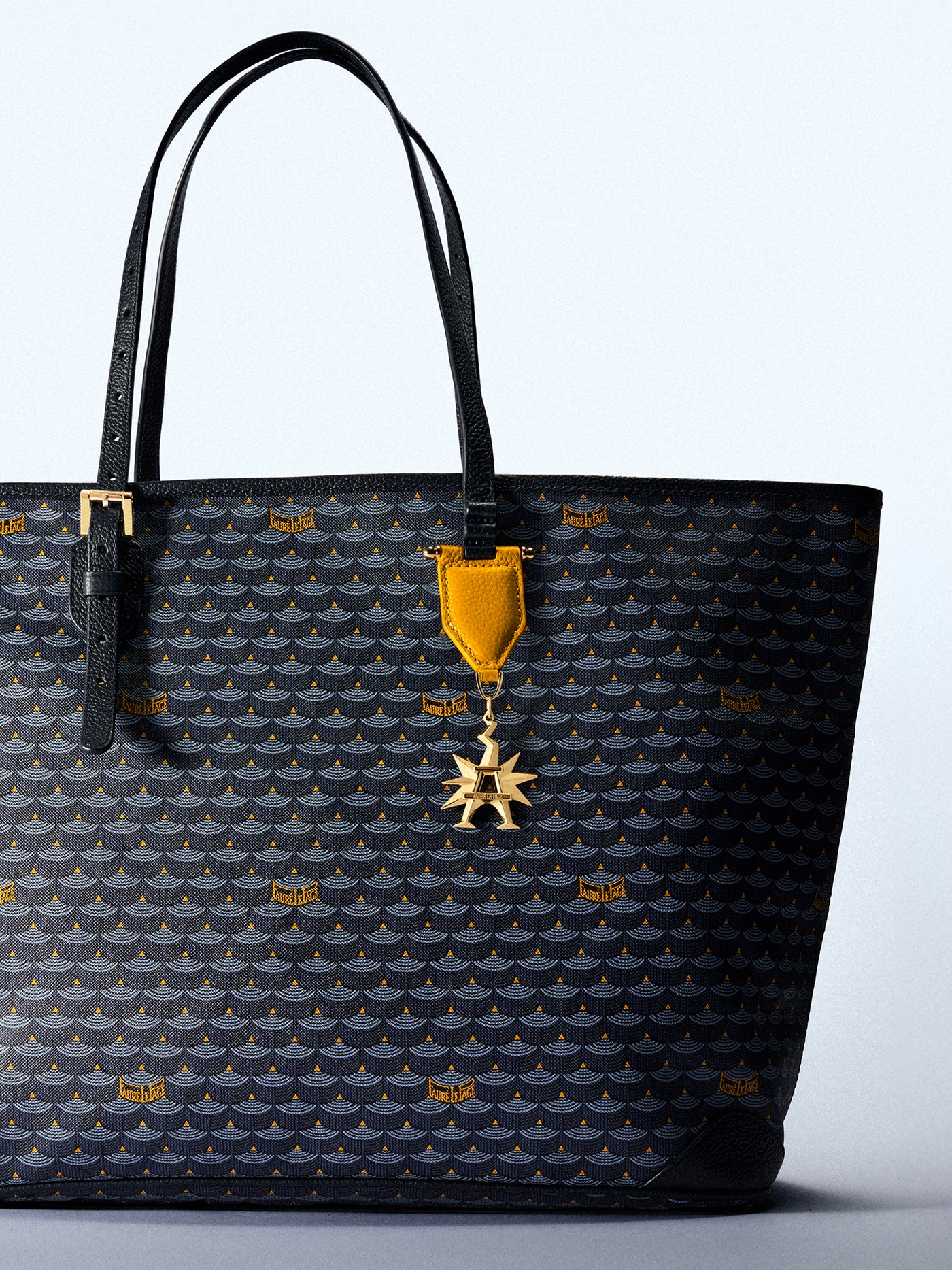 DAILY BATTLE TOTE BAGS