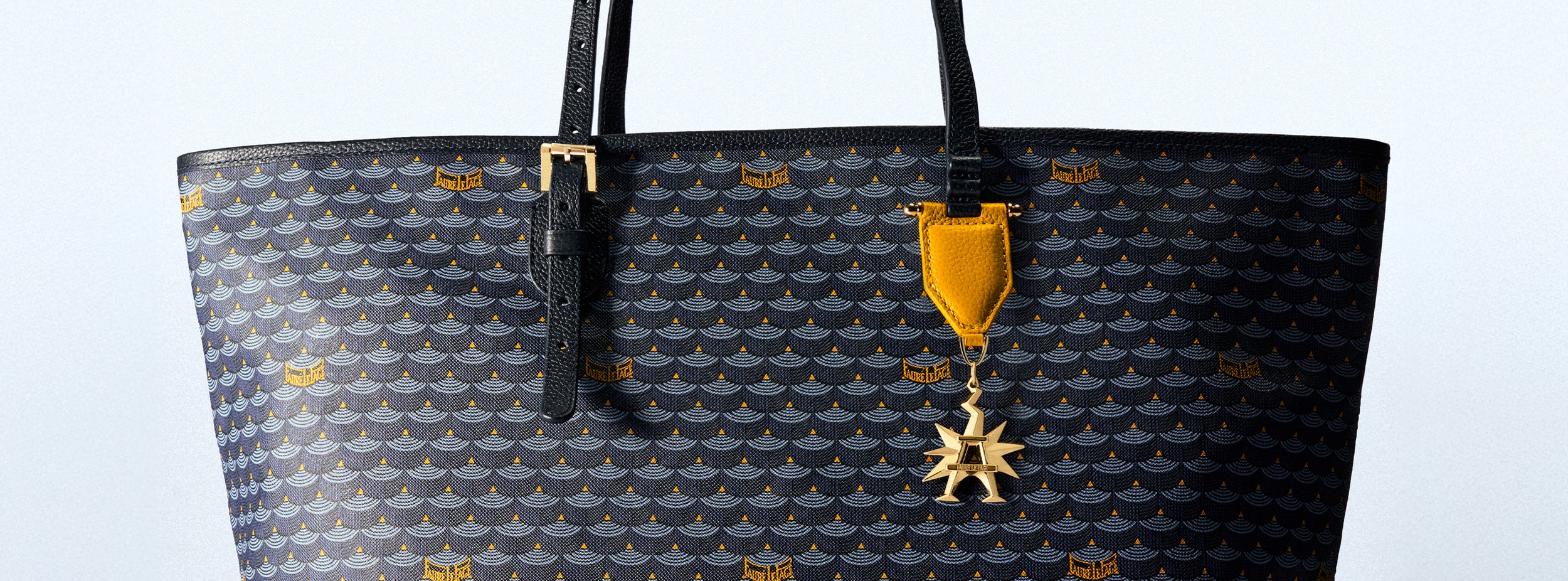 DAILY BATTLE TOTE BAGS