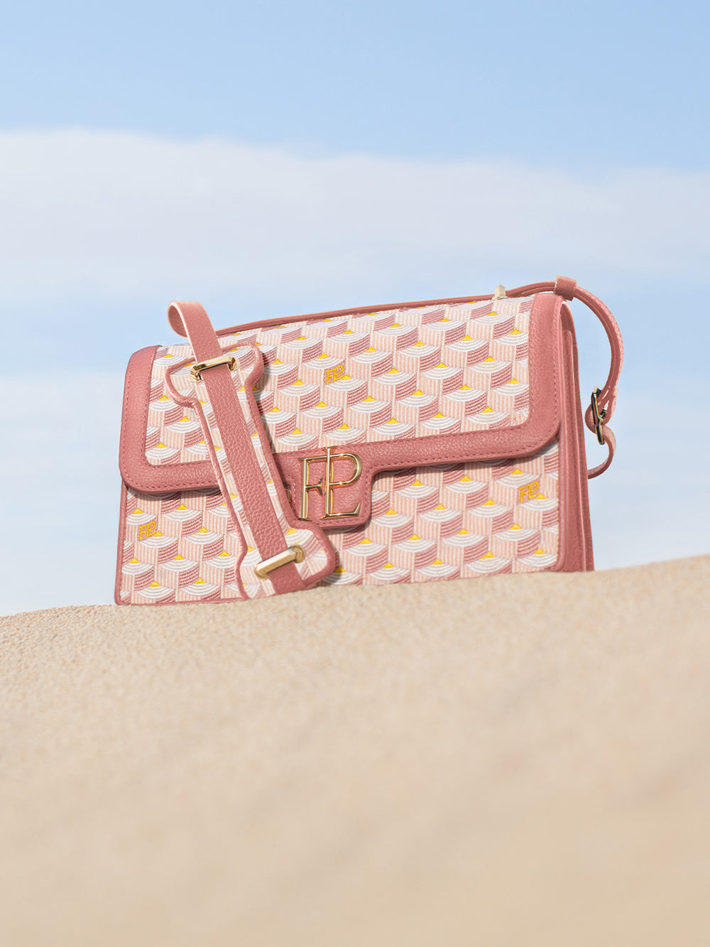 LADIES FIRST <br>SAGA FLPINK