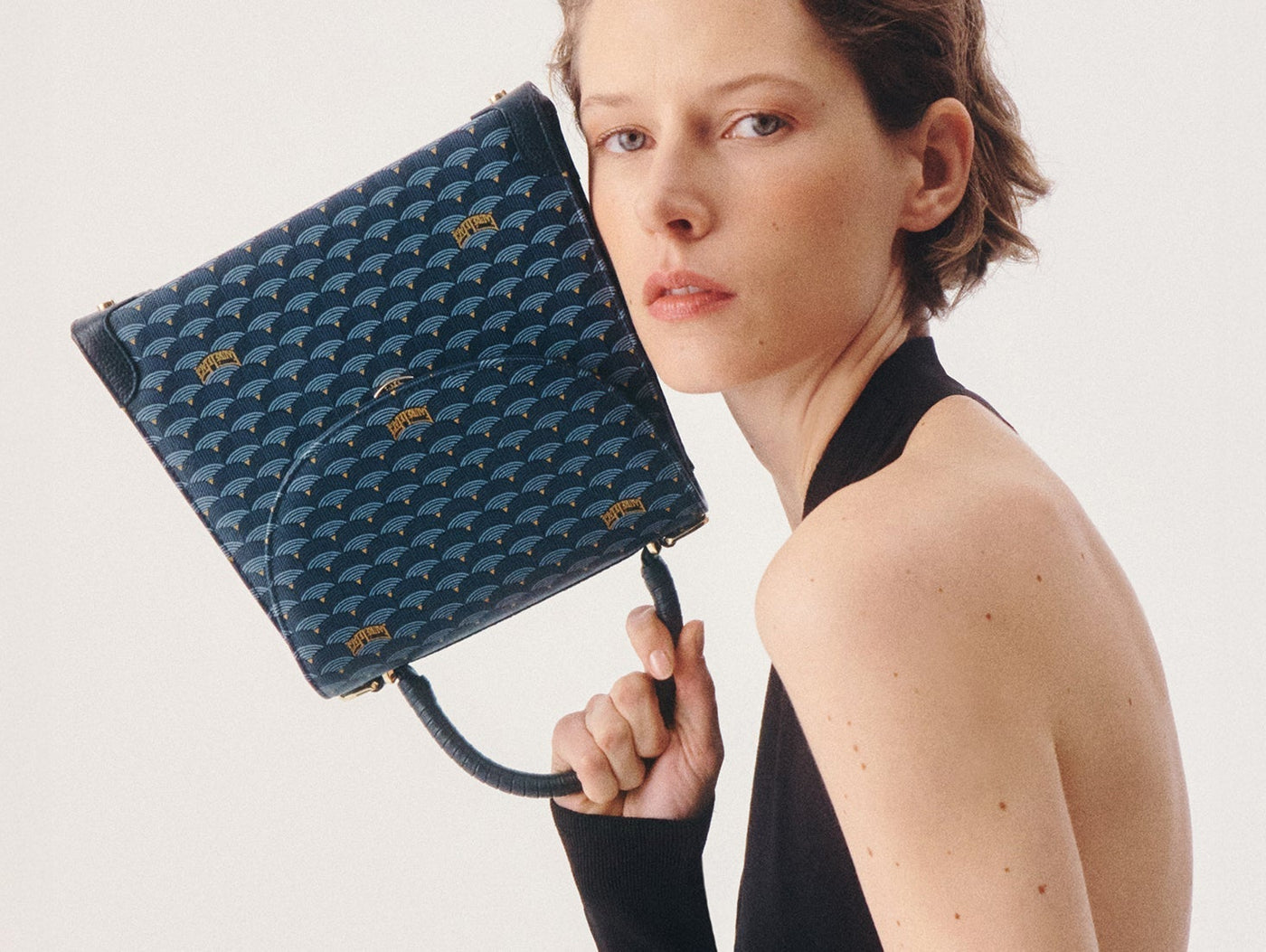 Faurever<br>Spring Summer 2025