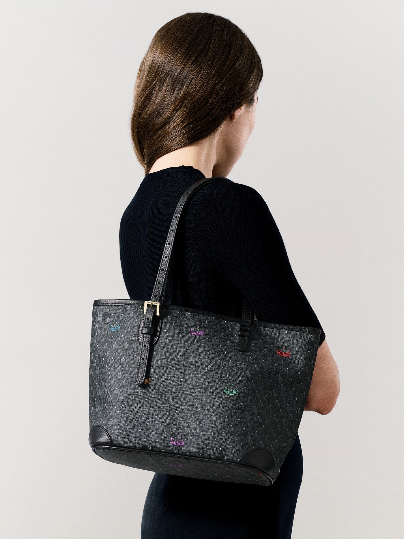 TOTE BAGS