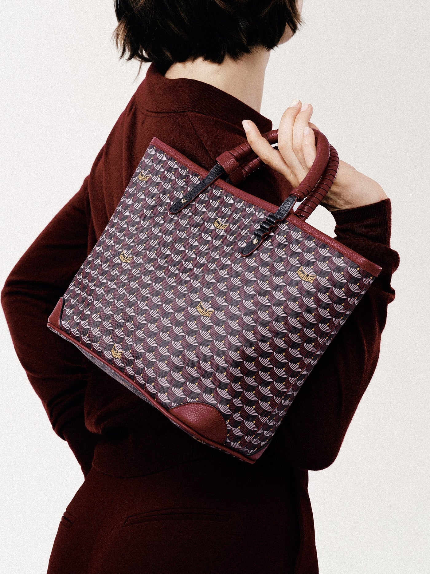 TOTE BAGS