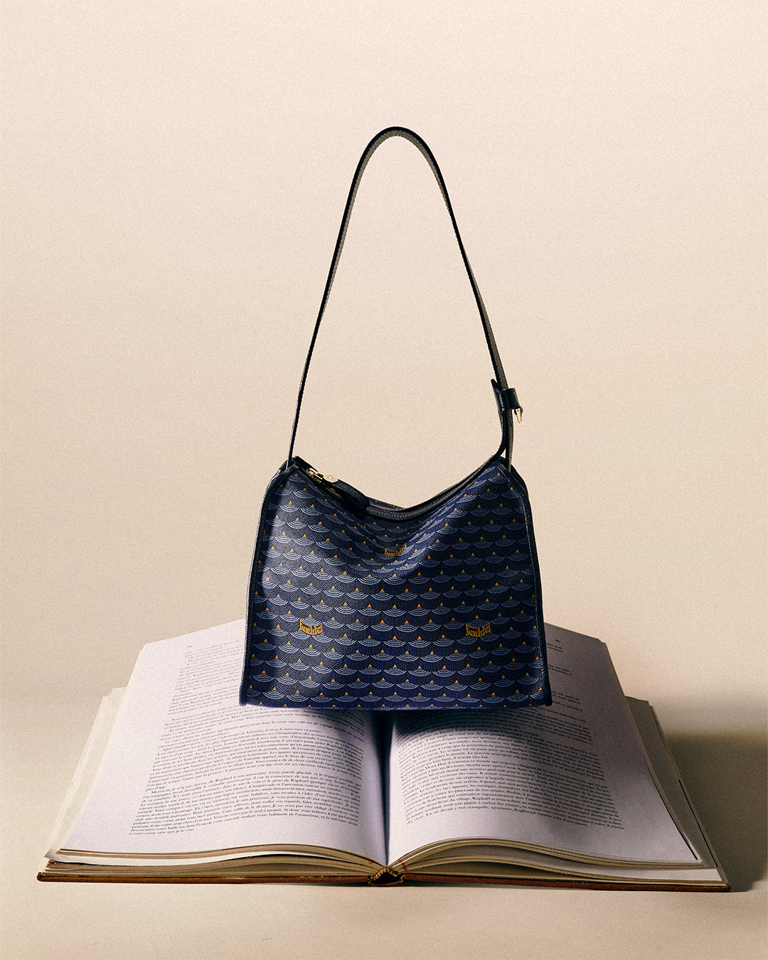 SagaCity 18 – Fairy Scale Bag | Fauré Le Page