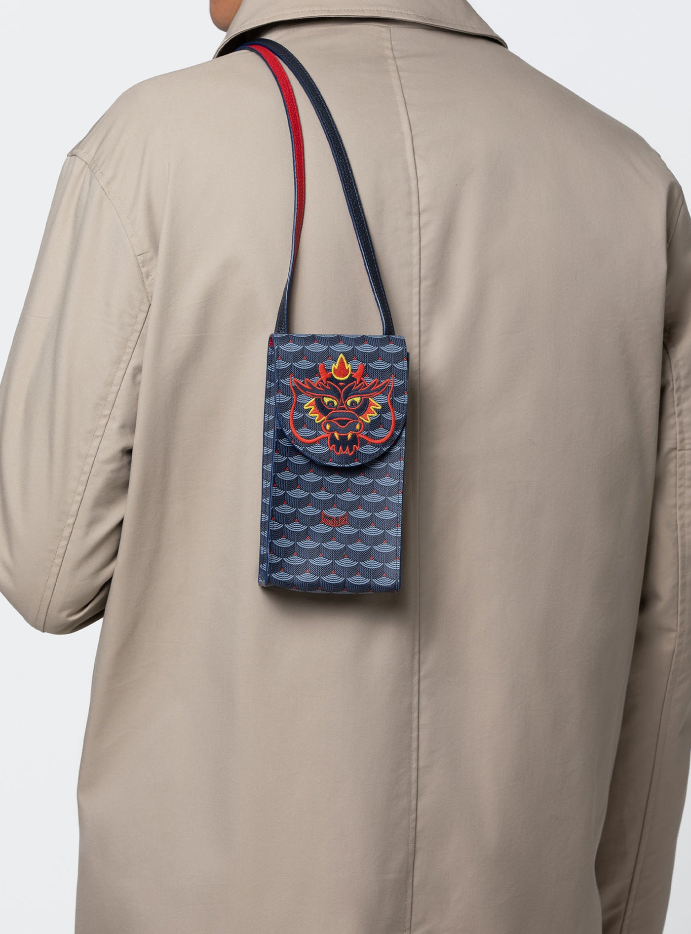 PHONE POUCH 10 - DRAGON